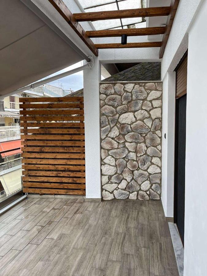 Luxury Townhouse Suite 拉里萨 外观 照片