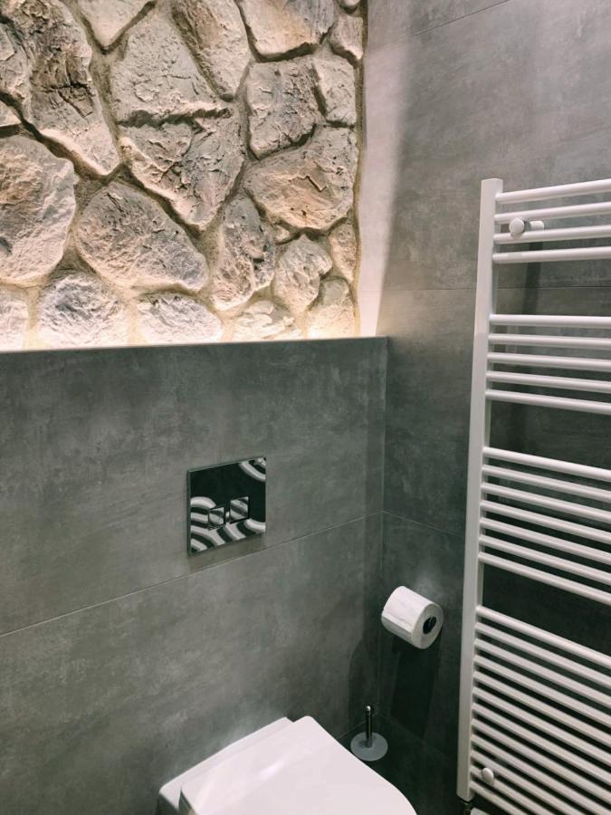 Luxury Townhouse Suite 拉里萨 外观 照片