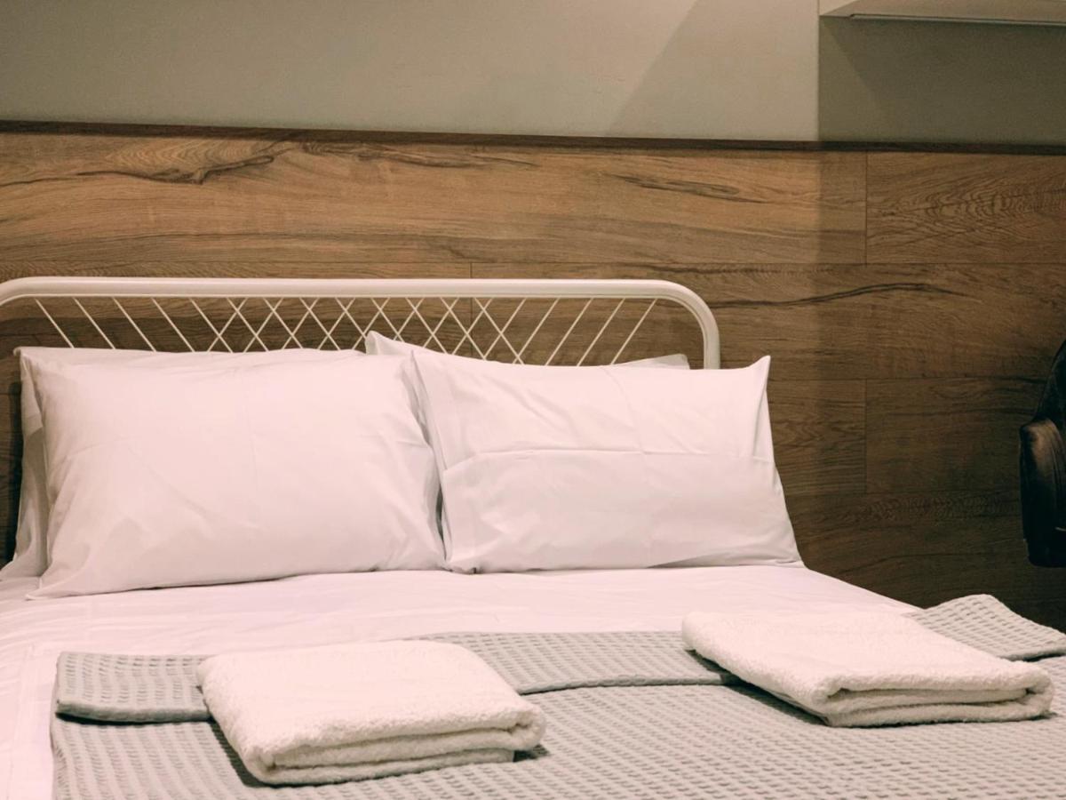 Luxury Townhouse Suite 拉里萨 外观 照片