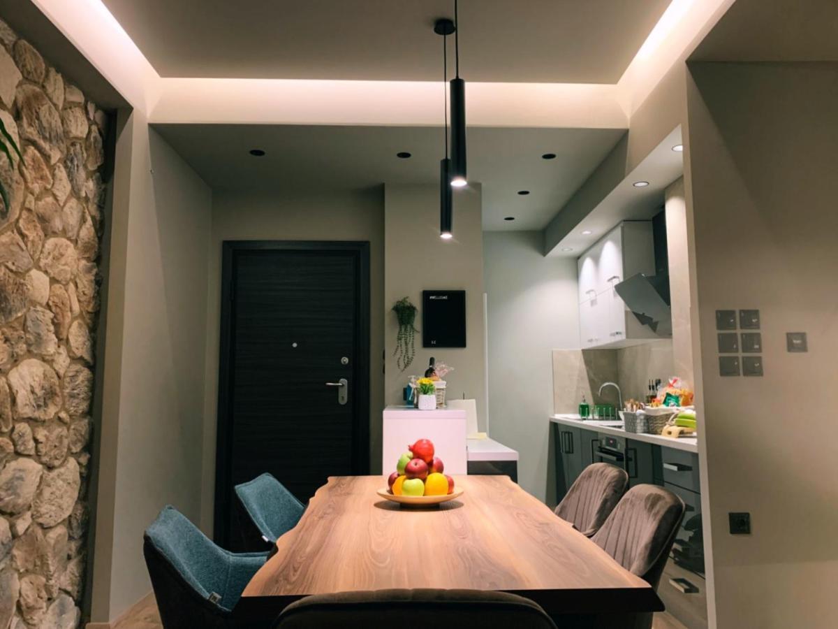 Luxury Townhouse Suite 拉里萨 外观 照片